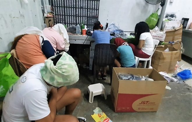 P M Pekeng Sandals Nasamsam Sa Isang Bodega Punto Central Luzon