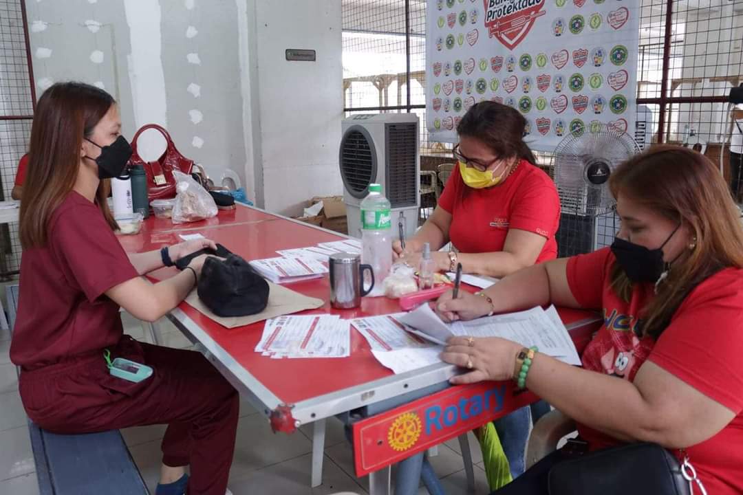 92 doctors, nurses in AC get booster shots Punto! Central Luzon