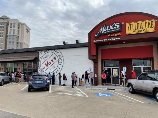 max-s-group-opens-yellow-cab-pizza-in-houston-texas-marks-10th