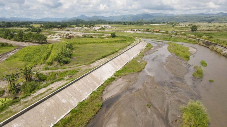 Dpwh Completes Flood Mitigation Structure In Capas Punto Central Luzon