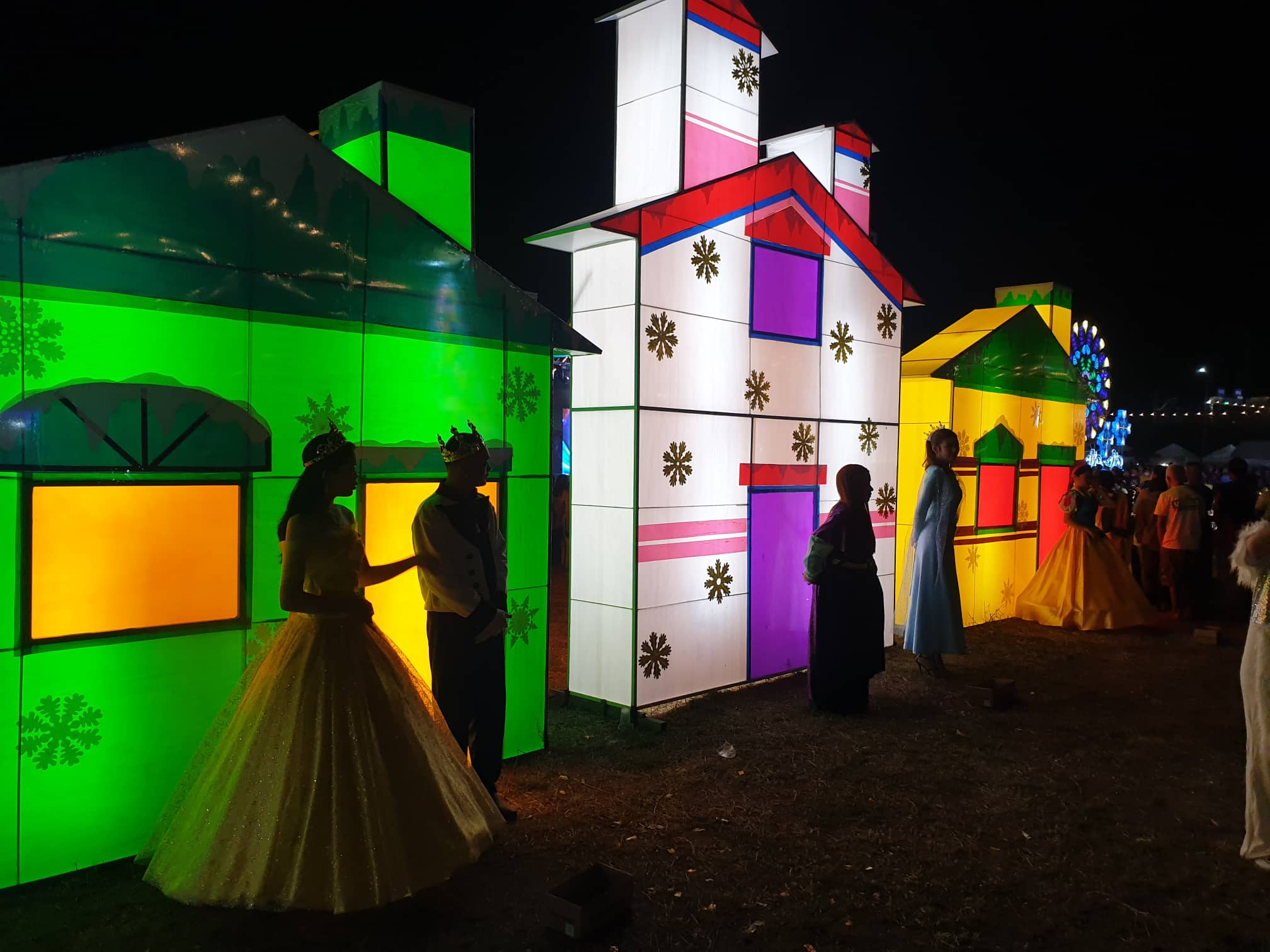 Mabalacat city successfully launches Christmas Village - Punto! Central ...