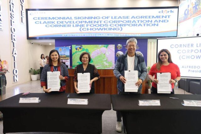 received_1297739952103393