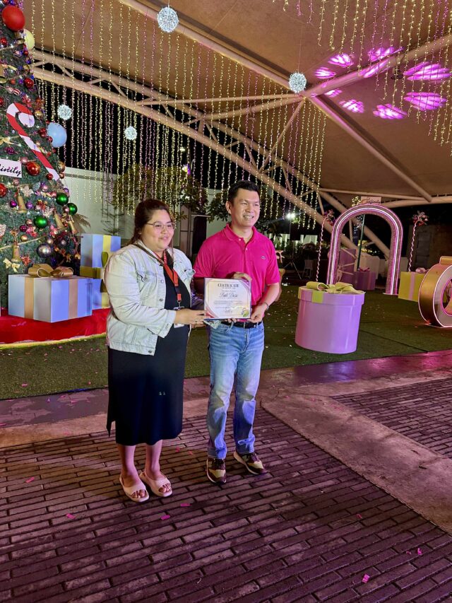 received_1477957759938527