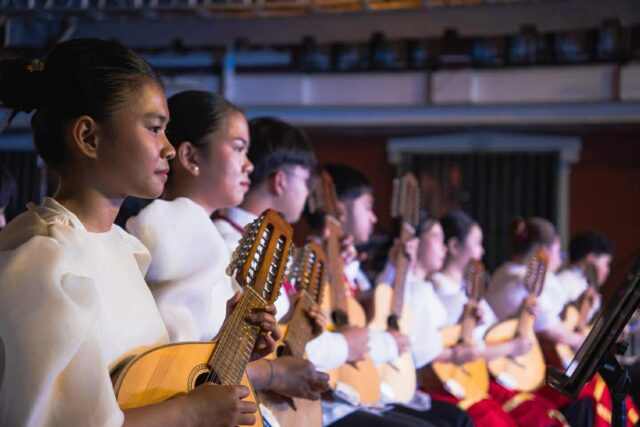 received_742086938756337