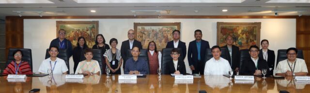 PR Supporting Photo 1 - LANDBANK-TESDA Partnership